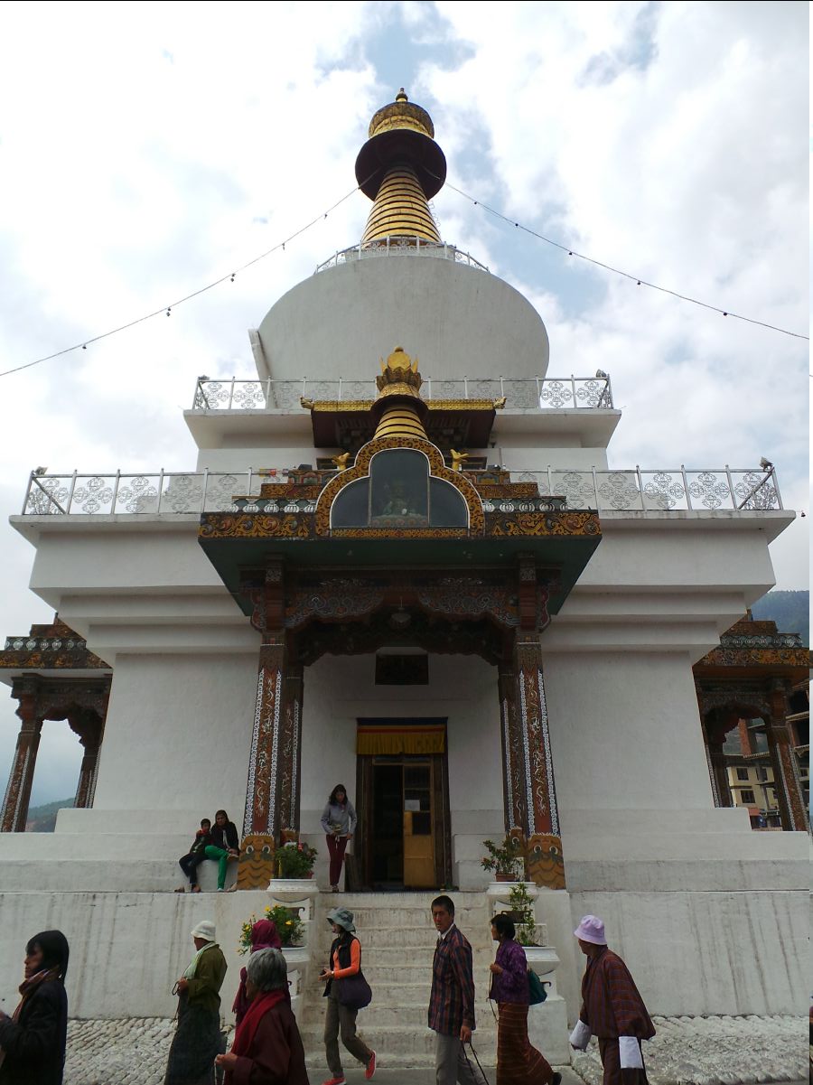 3rd King Memorial Chorten08